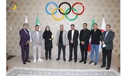 اهدایی دکتر صفا صاحب نیف رئیس فدراسیون تنیس عراق به موزه ملی ورزش، المپیک، پارالمپیک