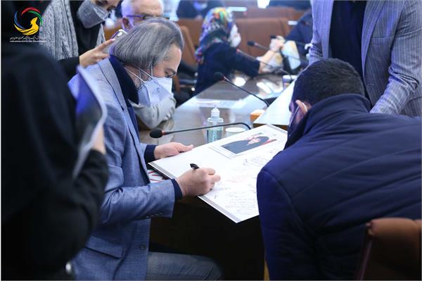 مراسم رونمایی از سردیس چهره ماندگار ورزش ایران سرکار خانم طاهره طاهریان