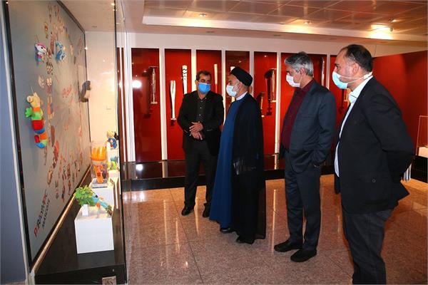 بازدید مدیرکل فرهنگی و تربیتی سازمان زندانها از موزه