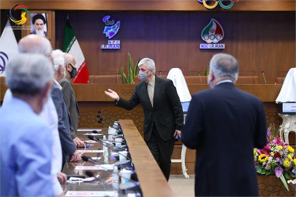 مراسم رونمایی از سردیس نام آوران بوکس کشور