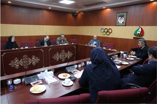 کمیسیون آموزش