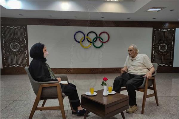 نادر کاشانی