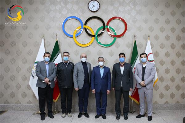 اهدایی انجمن بیس بال و سافت بال به موزه ملی ورزش