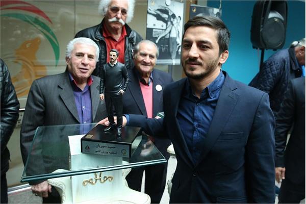 آیین بزرگداشت و رونمایی از دست نوشته های غلامرضا تختی