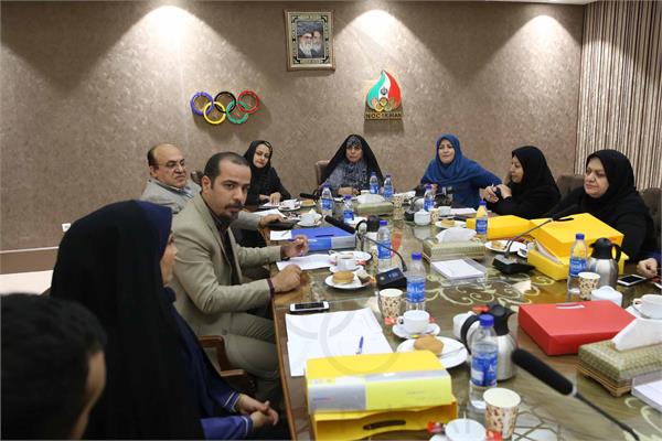 کمیسیون بانوان