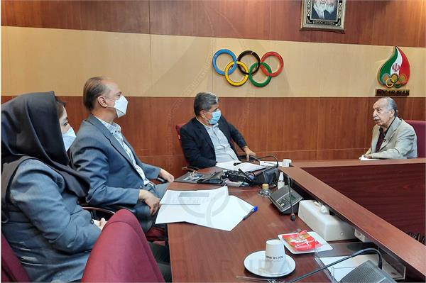 پرویز سیروس پور