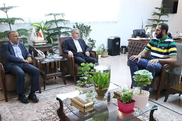 اهدا مدال و لباس حامد حدادی به موزه ورزش،المپیک،پارالمپیک