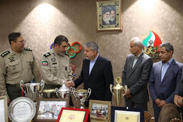 مراسم اهدا مدال و کاپ افتخارآفرینان ورزش کشور به موزه المپیک و پارالمپیک پارت سوم