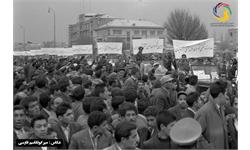 استقبال مردم پس از بازگشت قهرمانان ایران از المپیک ۱۹۵۶ ملبورن