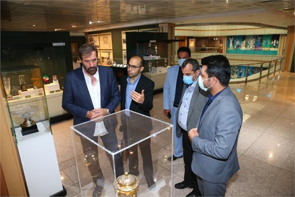 National Handball Head Coach Visits Olympic Museum