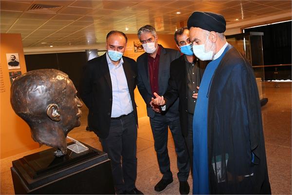 بازدید مدیرکل فرهنگی و تربیتی سازمان زندانها از موزه