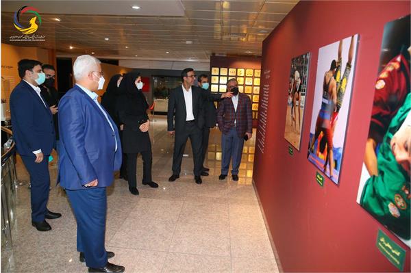 بازدید ریاست اتاق بازرگانی ایران و قطر از موزه ملی ورزش، المپیک، پارالمپیک