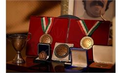 مدال آقای احمد اکبری شمشیرباز رشته فلوره و سابر در  بازیهای آسیایی تهران 1974