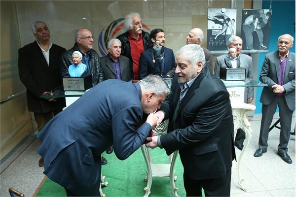 آیین بزرگداشت و رونمایی از دست نوشته های غلامرضا تختی