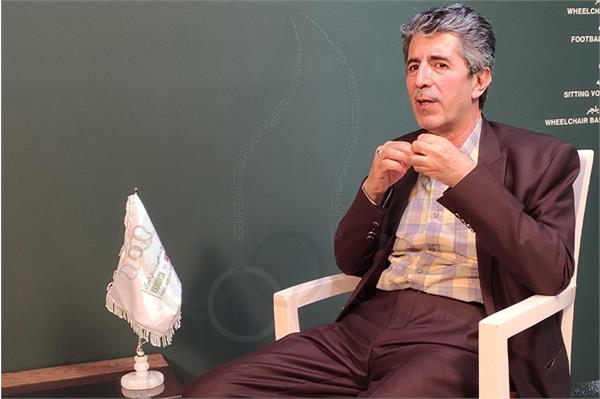 کامران زارع