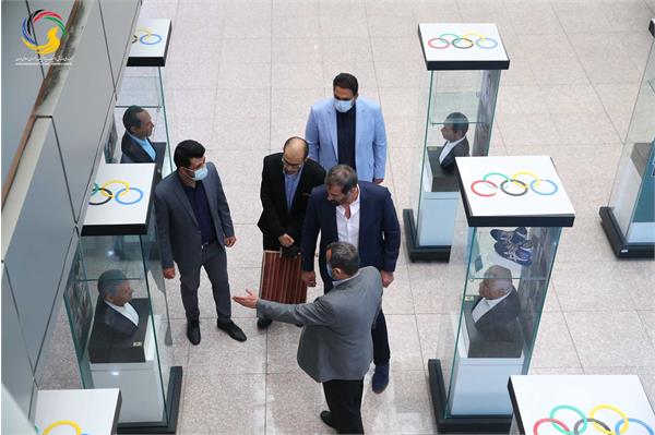 بازدید وسلین وویویچ سرمربی تیم ملی هندبال ایران از موزه ملی ورزش، المپیک، پارالمپیک
