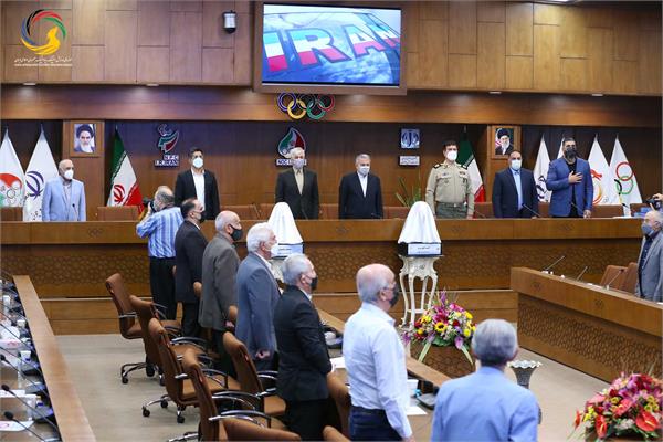 مراسم رونمایی از سردیس نام آوران بوکس کشور