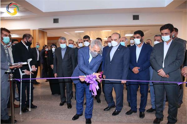 آئین رونمایی از سردیس ده نفر از قهرمانان تاریخ المپیک و پارالمپیک