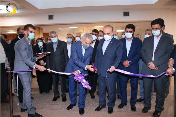 آئین رونمایی از سردیس ده نفر از قهرمانان تاریخ المپیک و پارالمپیک