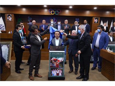 Olympic Medalists’ Busts Unveiled