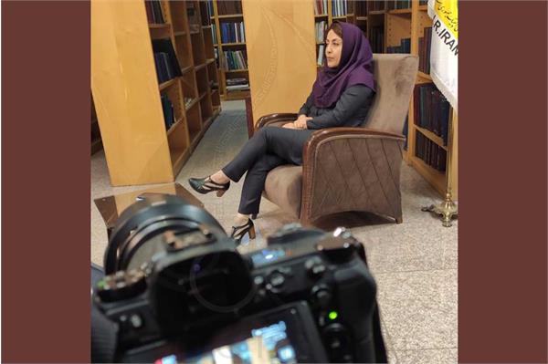 عاطفه اسلامیان