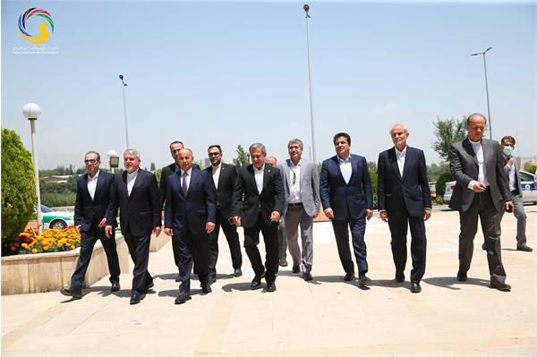 بازدید حسین المسلم مدیر کل شورای المپیک آسیا و رئیس فدراسیون بین المللی شنا از موزه ملی ورزش، المپیک، پارالمپیک