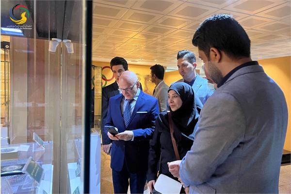 بازدید آندری نوویکوو مدرس جهانی پیلاتس و عضو کنفدراسیون پیلاتس از موزه ملی ورزش، المپیک، پارالمپیک