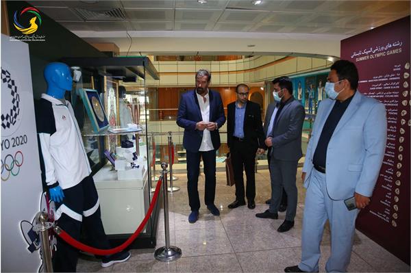 بازدید وسلین وویویچ سرمربی تیم ملی هندبال ایران از موزه ملی ورزش، المپیک، پارالمپیک