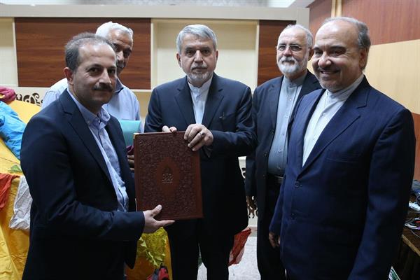 مراسم اهدا مدال و کاپ افتخارآفرینان ورزش کشور به موزه المپیک و پارالمپیک پارت دوم