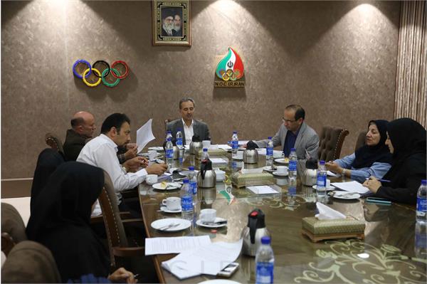 کمیسیون مدیریت و برنامه ریزی