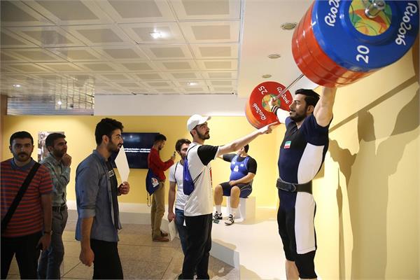 بازدید دانشجویان تربیت بدنی از موزه ملی ورزش،المپیک و پاراالمپیک