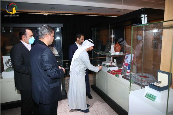 بازدید قیس عبدالله الظالعی رئیس اماراتی کنفدراسیون راگبی آسیا از موزه ملی ورزش، المپیک، پارالمپیک