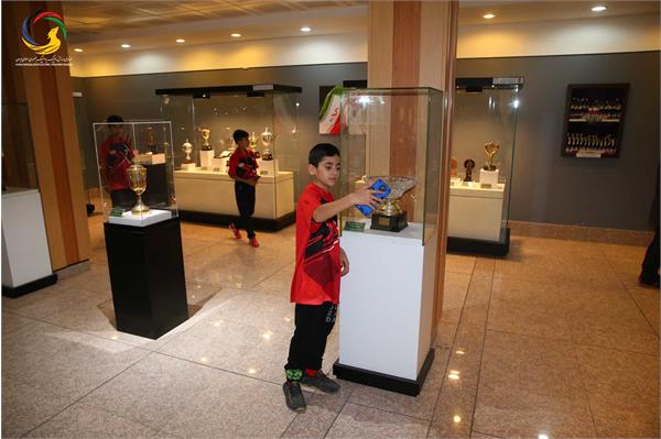 بازدید بازیکنان تیم ملی تنیس روی میز هوپس ایران و بازیکنان تیم ملی تنیس روی میز هوپس، نوجوانان و جوانان عمان از موزه ملی ورزش، المپیک، پارالمپیک