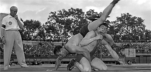 جهان پهلوان تختی