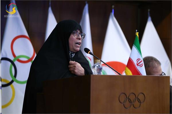 مراسم رونمایی از سردیس چهره ماندگار ورزش ایران سرکار خانم طاهره طاهریان