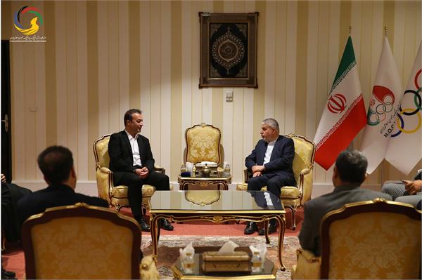 اهدایی مدال طلای بازی‌های آسیایی ۱۹۹۴هیروشیما فریبرز عسکری، پیشکسوت و قهرمان تکواندو به موزه ملی ورزش،المپیک، پارالمپیک