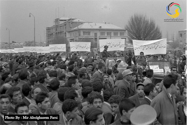 Iranian champions being warmly welcomed by the people upon returning from Melbourne 1956 Olympic Games: