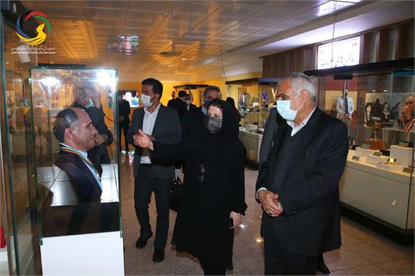 بازدید معاون وزارت تعاون، کار و رفاه اجتماعی از موزه ملی ورزش المپیک و پارالمپیک