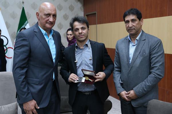 مراسم اهدا کاپ افتخارآفرینان ورزش راگبی و بازدید از موزه ملی ورزش،المپیک و پارالمپیک