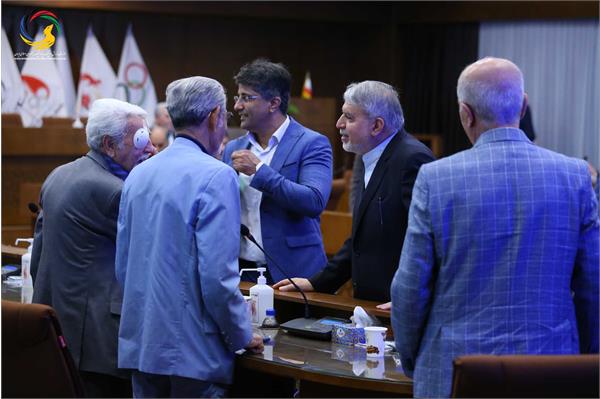 مراسم تجلیل از پیشکسوتان بوکس ایران و رونمایی از سردیس ماسیس هامبارسومیان