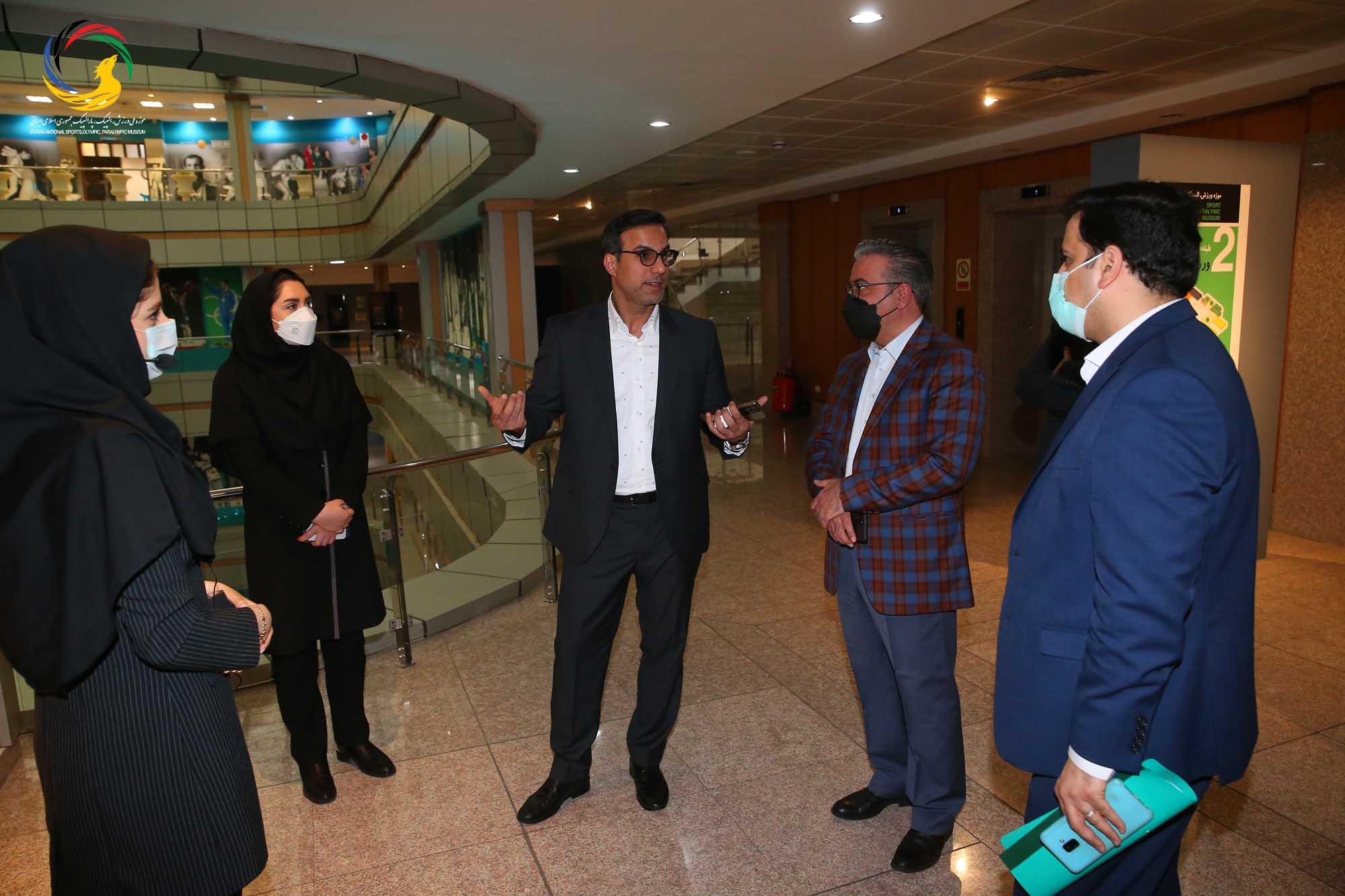 بازدید ریاست اتاق بازرگانی ایران و قطر از موزه ملی ورزش، المپیک، پارالمپیک