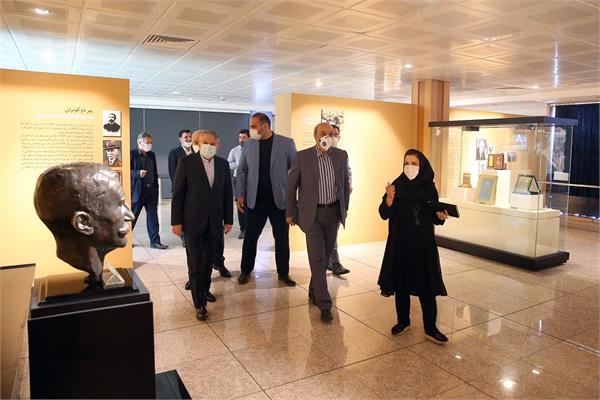 دکتر گودرزی