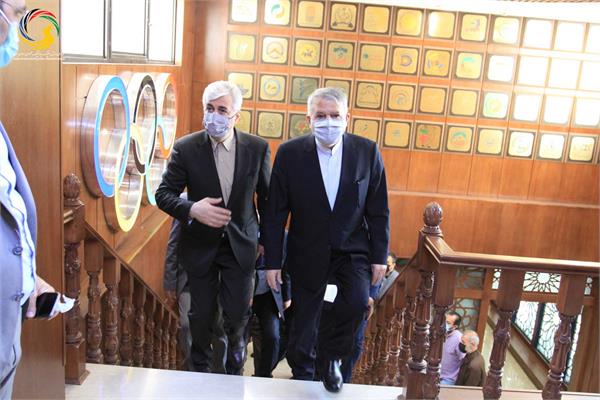 مراسم رونمایی از سردیس نام آوران بوکس کشور