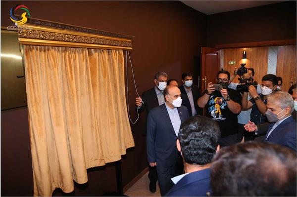 آئین رونمایی از سردیس ده نفر از قهرمانان تاریخ المپیک و پارالمپیک