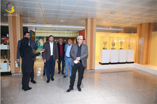 بازدید ایوان تیخن رئیس فدراسیون دو و میدانی بلاروس از موزه ملی ورزش، المپیک، پارالمپیک