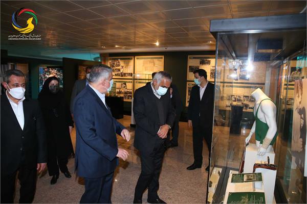 بازدید معاون وزارت تعاون، کار و رفاه اجتماعی از موزه ملی ورزش المپیک و پارالمپیک