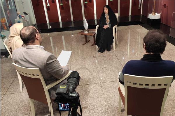 طاهره طاهریان