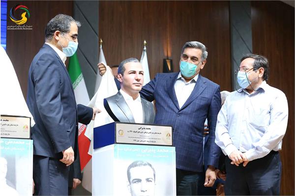 آئین رونمایی از سردیس ده نفر از قهرمانان تاریخ المپیک و پارالمپیک