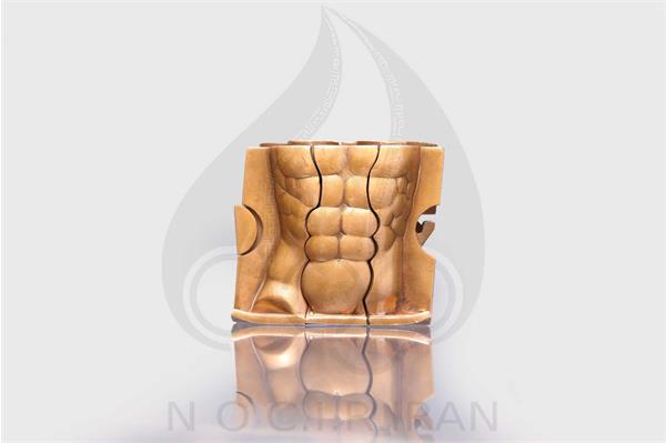 نماد ماکت تندیس عضلات واقع در ورودی موزه بین المللی المپیک در لوزان