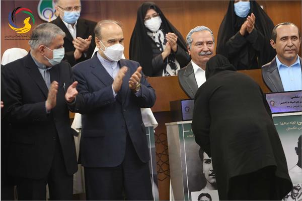 رونمایی از 5 تندیس قهرمانان ورزش کشور 9 دی 1399